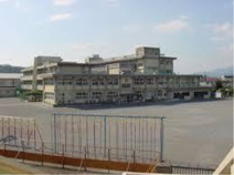 片岡小学校
