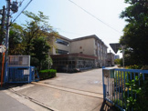 東小学校