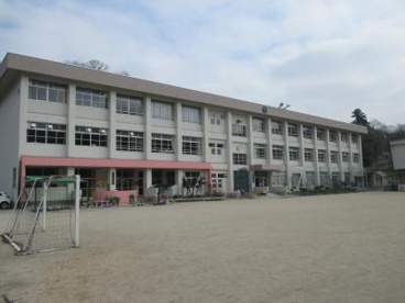 沼田西小学校の画像1