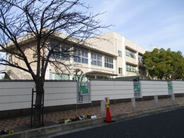 大阪狭山市立東小学校の画像1