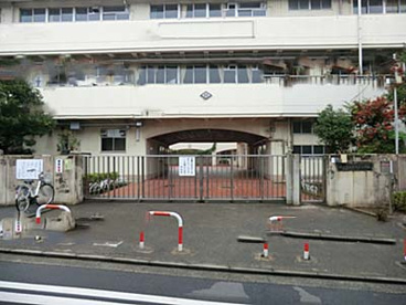 横浜市立　西寺尾小学校の画像1