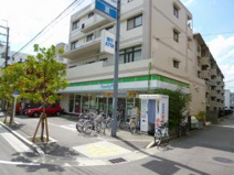 ファミリーマート 今津駅前店