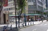 ファミリーマート西天満店
