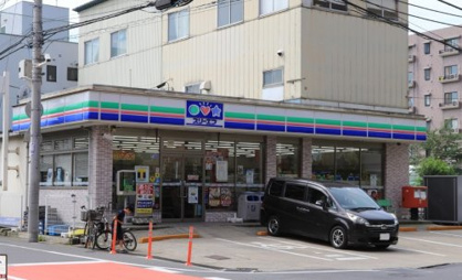 スリーエフ市川田尻店の画像1