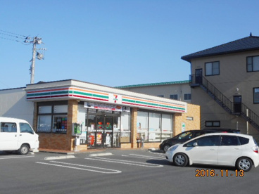セブンイレブン上里七本木店の画像1