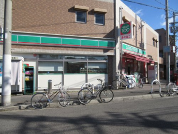 ローソンストア100 萩原天神駅前店の画像1