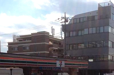 セブンイレブン世田谷玉堤１丁目店の画像1