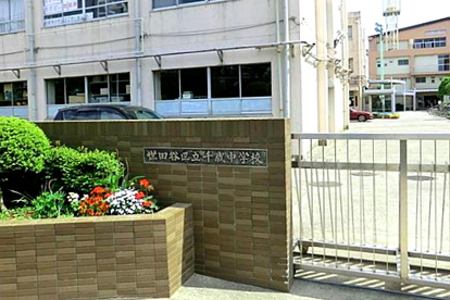 千歳中学校の画像1