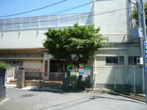 弥生小学校
