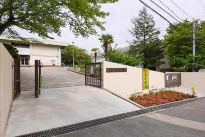 青山台中学校の画像1