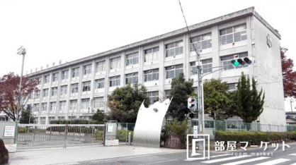 豊田市立猿投台中学校の画像3