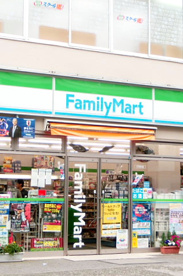 ファミリーマート桜上水駅南口店の画像1
