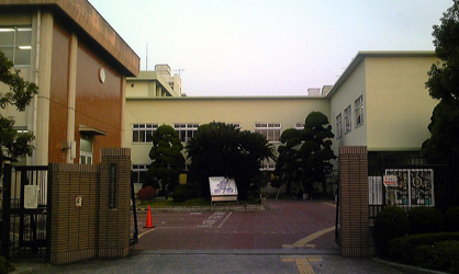 大阪府立泉大津高等学校の画像1