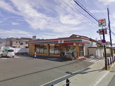 セブンーイレブン泉佐野高松東店の画像1