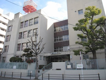 大阪市立南大江小学校の画像1