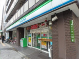 ファミリーマート・同心町店
