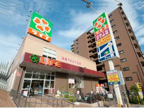 ライフ 土佐堀店の画像1