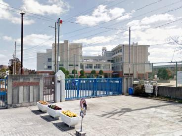 箕面市立西小学校の画像1