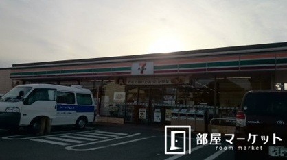 セブンイレブン　三好黒笹店の画像1