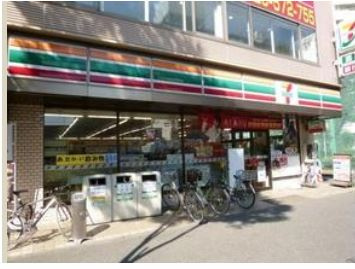 セブンイレブン世田谷上北沢店の画像1