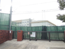 足立区立伊興中学校
