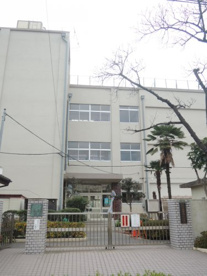 西伊興小学校の画像1