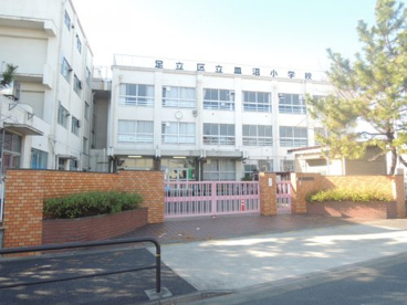 足立区立皿沼小学校の画像1