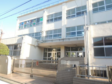 足立区立関原小学校の画像1