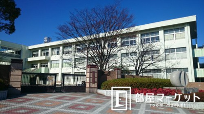 みよし市立三吉小学校の画像1