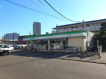 コンビニエンスストア ファミリーマート東大泉六丁目店