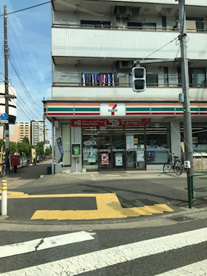 セブン−イレブン 足立西新井栄町３丁目店の画像1