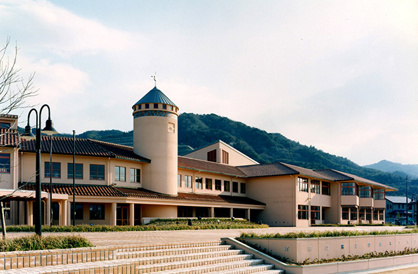 阪南市立桃の木台小学校の画像1