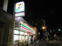 セブンイレブン足立青井駅前店