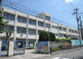 市小学校