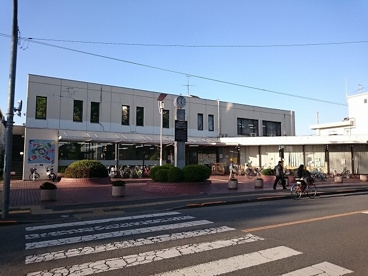東村山市立中央図書館の画像1
