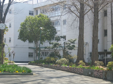 東久留米市立西中学校の画像2