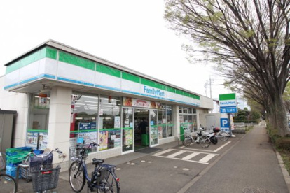 ファミリーマート清瀬けやき通り店の画像1