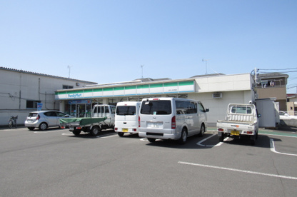 ファミリーマート東村山御成橋店の画像1