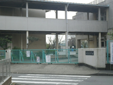 東久留米市立 下里小学校の画像3