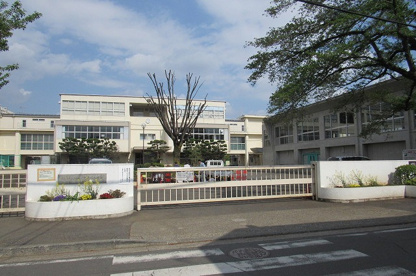 東村山市立 久米川小学校の画像1