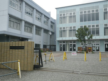 東京都立東久留米総合高等学校の画像3