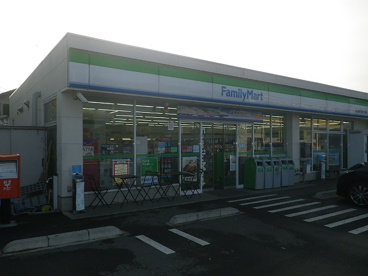ファミリーマート下里七丁目店の画像2