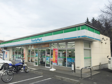 ファミリーマート東久留米柳窪店の画像2