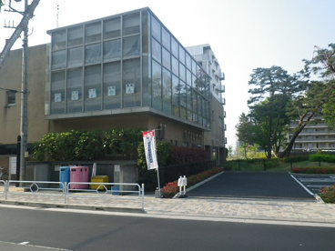 東久留米市役所 ひばりが丘図書館の画像1