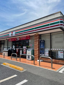 セブン−イレブン 足立六町１丁目店の画像1