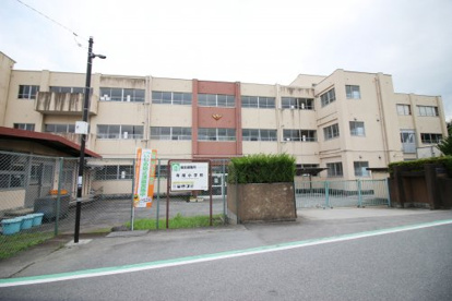 寺尾小学校の画像1