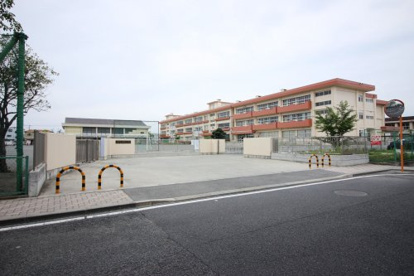 塚沢小学校の画像1