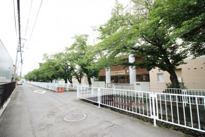 高崎市立並榎中学校の画像1