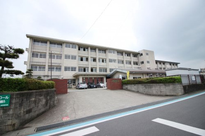 高崎市立八幡中学校の画像1