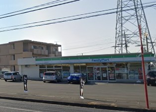 ファミリーマート伊勢崎連取町店の画像1